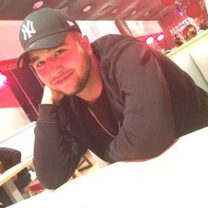 Meet your Posher, Las